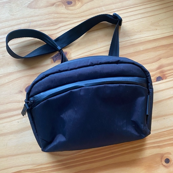 Alpaka Flight Sling 1L x-pac black - Picture 3 of 3